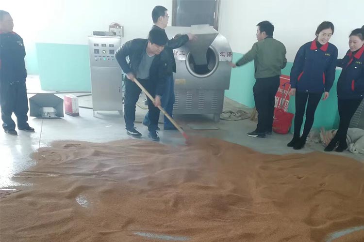 炒芝麻机工作图.jpg
